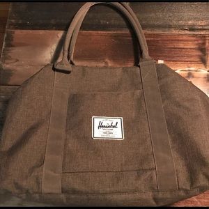 Herschel strand tote